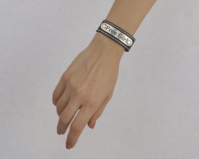 Браслет с белой строчкой Free Girl (33530 FG)